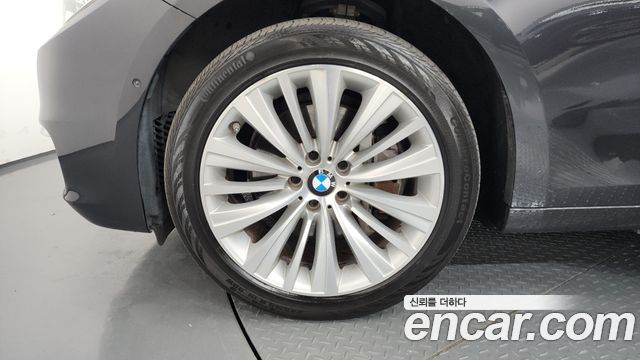 BMW 5 Series GT (F07) GT 30d xDrive 2015 — фото 5