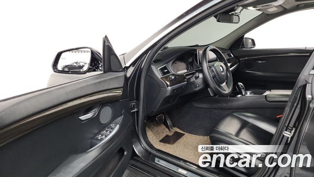 BMW 5 Series GT (F07) GT 30d xDrive 2015 — фото 10