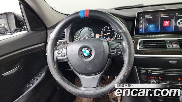 BMW 5 Series GT (F07) GT 30d xDrive 2015 — фото 13