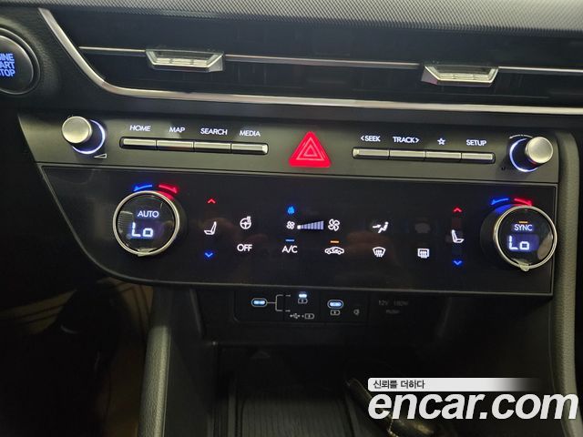 Hyundai Sonata The Edge (DN8) 1.6 Turbo Exclusive 2024 — фото 17