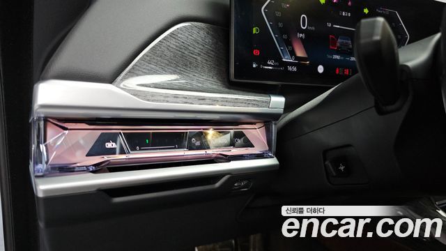BMW 7 Series (G70) 740i sDrive M Sport 2023 — фото 36