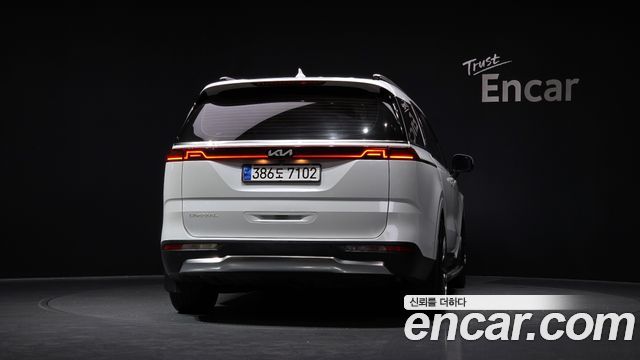 Kia Carnival (IV) Diesel 7-Seater Signature 2023 — фото 4