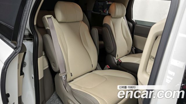 Kia Carnival (IV) Diesel 7-Seater Signature 2023 — фото 16