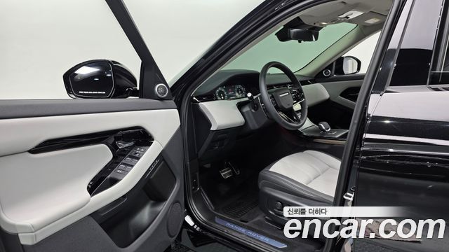 Land Rover Range Rover Evoque (II) P250 Dynamic SE 2025 — фото 10