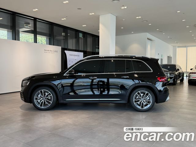 Mercedes-Benz GLB-Class (X247) AMG GLB35 4MATIC 2025 — фото 8