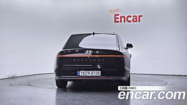 Hyundai Grandeur (GN7) 3.5 LPG 2WD Premium 2023 — фото 4