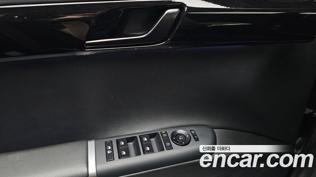 Hyundai Grandeur (GN7) 3.5 LPG 2WD Premium 2023 — фото 17