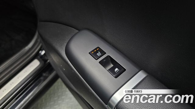 Hyundai Grandeur (GN7) 3.5 LPG 2WD Premium 2023 — фото 19