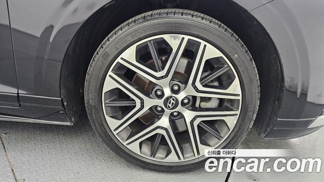 Hyundai Grandeur (GN7) 3.5 LPG 2WD Premium 2023 — фото 21