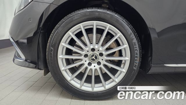 Mercedes-Benz E-Class (W213) E220d 4MATIC Exclusive 2023 — фото 5