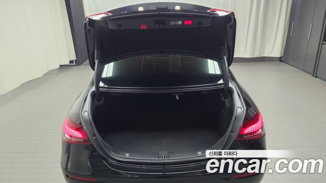 Mercedes-Benz E-Class (W213) E220d 4MATIC Exclusive 2023 — фото 30