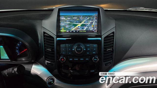 Chevrolet Orlando 2.0 Diesel LTZ Premium 2014 — фото 15