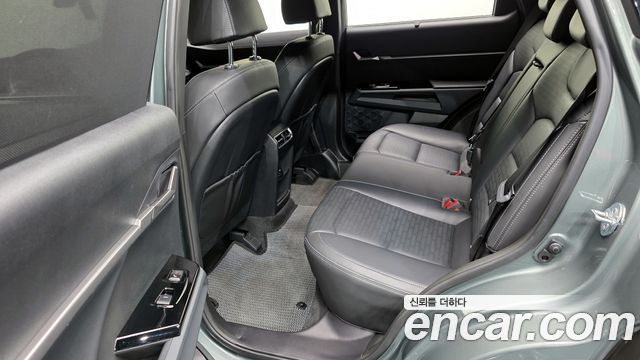 KG Mobility (SsangYong) Torres Gasoline 1.5 2WD Black Edition 2024 — фото 12