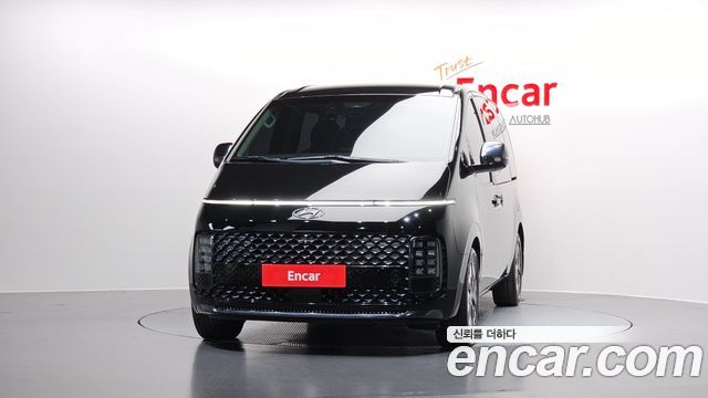Hyundai Staria Lounge 9-Seater Inspiration 2023 — фото 3