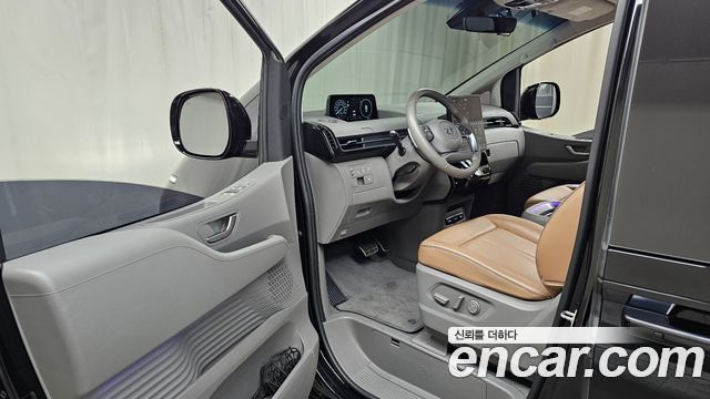 Hyundai Staria Lounge 9-Seater Inspiration 2023 — фото 10