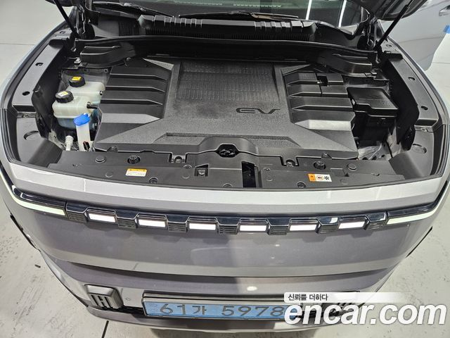 KG Mobility (SsangYong) Torres EVX E5 2024 — фото 8
