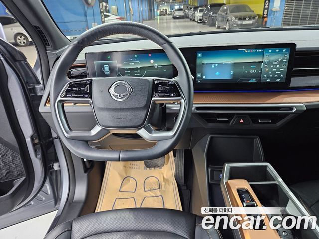 KG Mobility (SsangYong) Torres EVX E5 2024 — фото 9