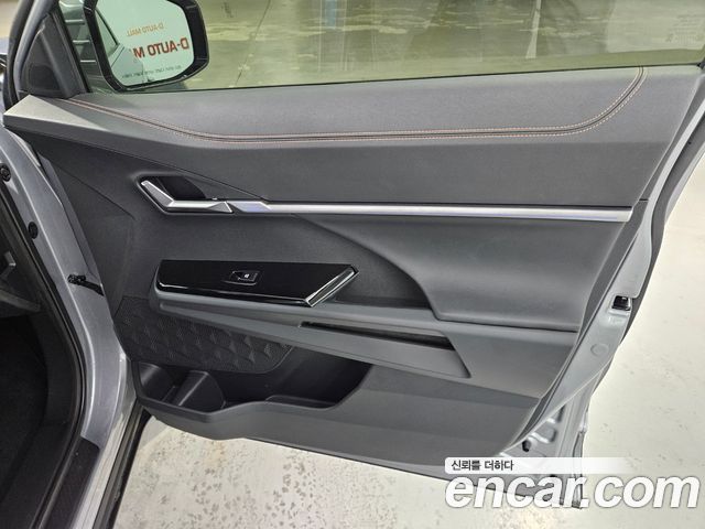 KG Mobility (SsangYong) Torres EVX E5 2024 — фото 18