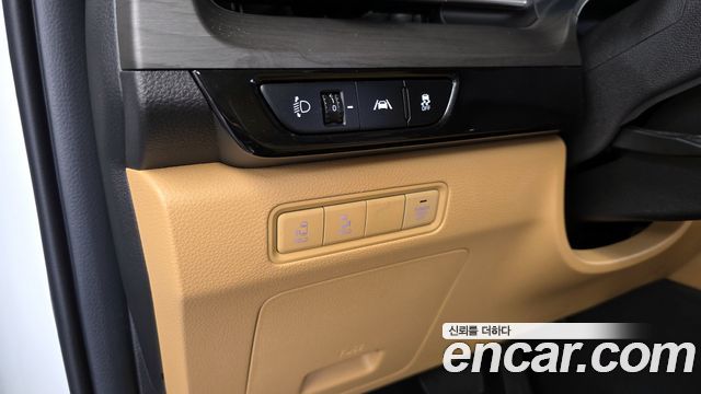 Kia Carnival (IV) Diesel 9-Seater Prestige 2023 — фото 30