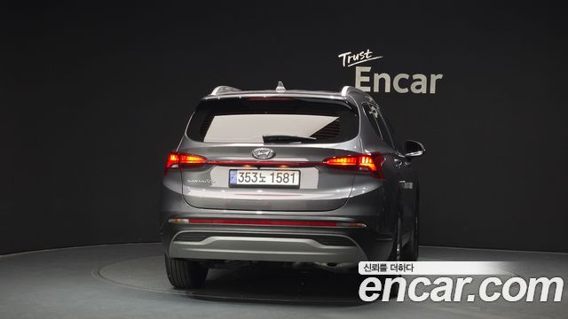 Hyundai Santa Fe Diesel 2.2 2WD Prestige 2022 — фото 4