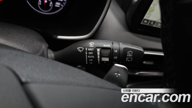 Hyundai Santa Fe Diesel 2.2 2WD Prestige 2022 — фото 16