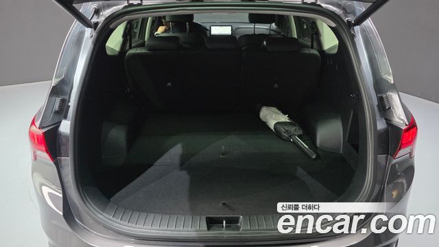 Hyundai Santa Fe Diesel 2.2 2WD Prestige 2022 — фото 27