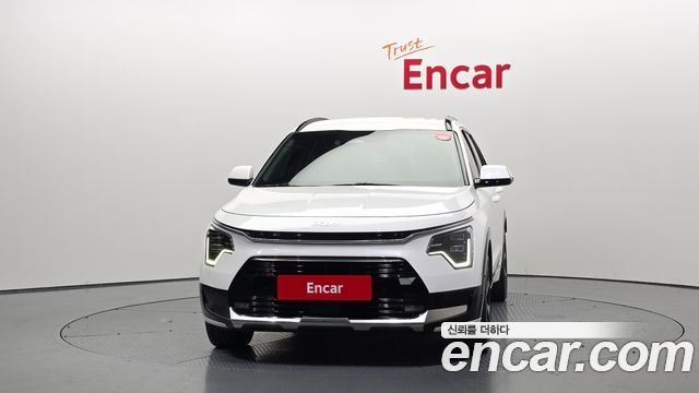 Kia Niro Signature 2022 — фото 3