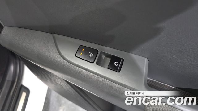 Kia Niro Signature 2022 — фото 19