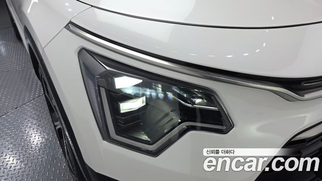 Kia Niro Signature 2022 — фото 22