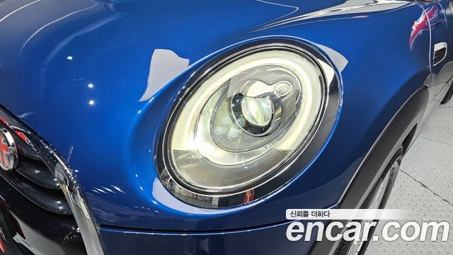 MINI Cooper 5Door Standard 3rd 2018 — фото 22