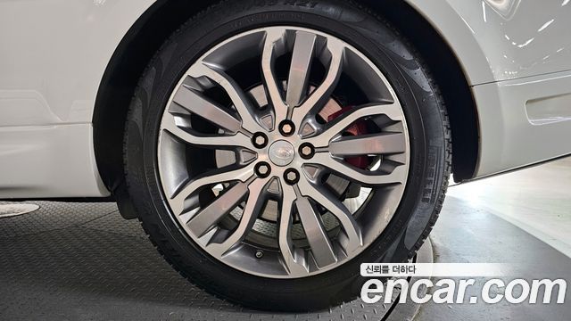 Land Rover Range Rover Sport (II) 3.0 SDV6 AB Dynamic 2017 — фото 21