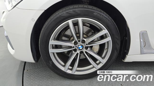 BMW 7 Series (G11) 730Ld xDrive M Sport 2017 — фото 5