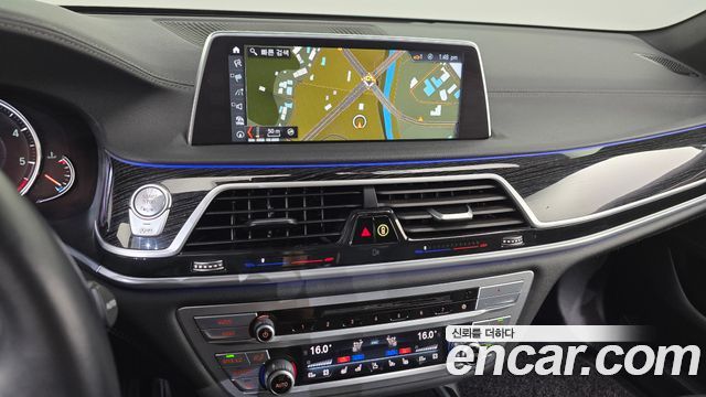 BMW 7 Series (G11) 730Ld xDrive M Sport 2017 — фото 12