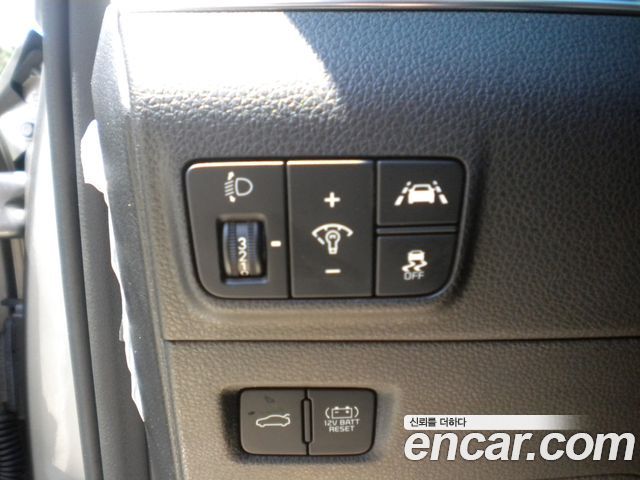 Kia K5 Hybrid (III) Signature 2023 — фото 20