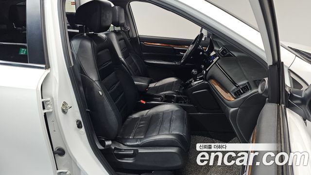 Honda CR-V (V) 1.5 EX-L 2WD 2019 — фото 26