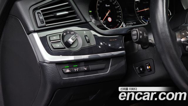 BMW 5 Series (F10) 520d M Aero Dynamic 2016 — фото 14