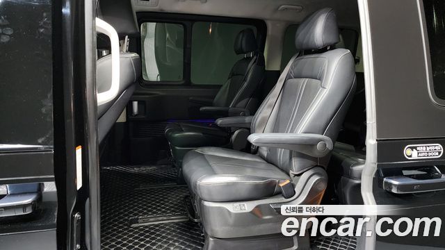 Hyundai Staria Lounge 9-Seater Inspiration 2023 — фото 11