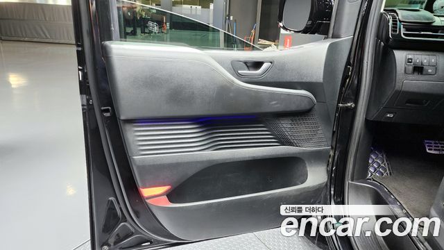 Hyundai Staria Lounge 9-Seater Inspiration 2023 — фото 24