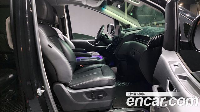 Hyundai Staria Lounge 9-Seater Inspiration 2023 — фото 26