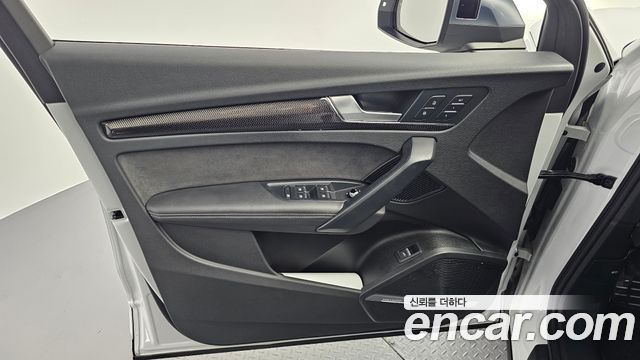 Audi SQ5 (FY) 3.0 TFSI Quattro 2021 — фото 24