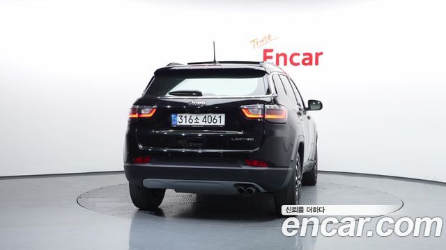 Jeep Compass (II) 2.4 limited 2WD 2022 — фото 4