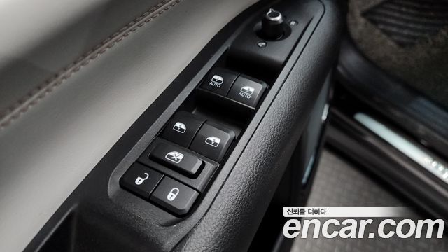 Jeep Compass (II) 2.4 limited 2WD 2022 — фото 30