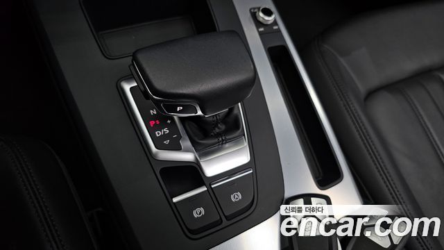 Audi Q5 (FY) 45 TFSI Quattro Sportback 2023 — фото 9