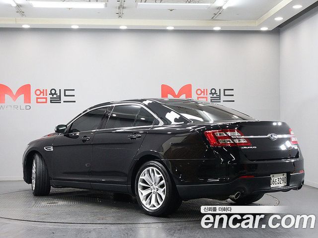 Ford Taurus 2.0 Limited EcoBoost 6th 2016 — фото 4