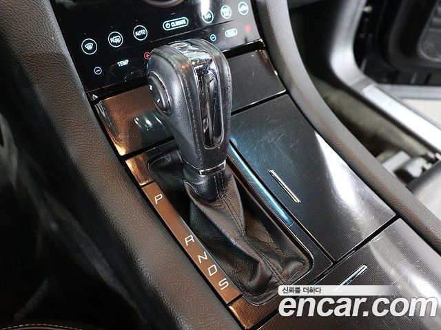 Ford Taurus 2.0 Limited EcoBoost 6th 2016 — фото 15