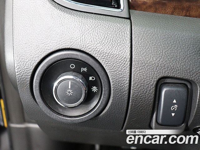 Ford Taurus 2.0 Limited EcoBoost 6th 2016 — фото 16