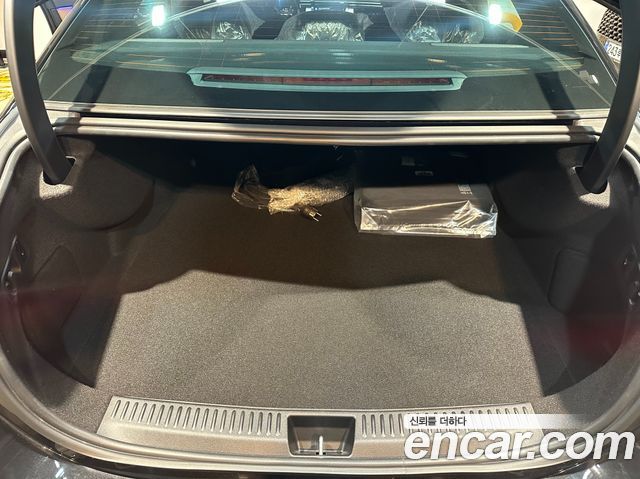Mercedes-Benz E-Class (W214) AMG E53e 4MATIC+ 2026 — фото 22