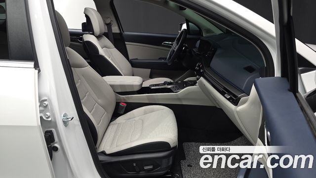 Kia Sportage (V) Gasoline 1.6 Turbo 2WD Signature 2025 — фото 10