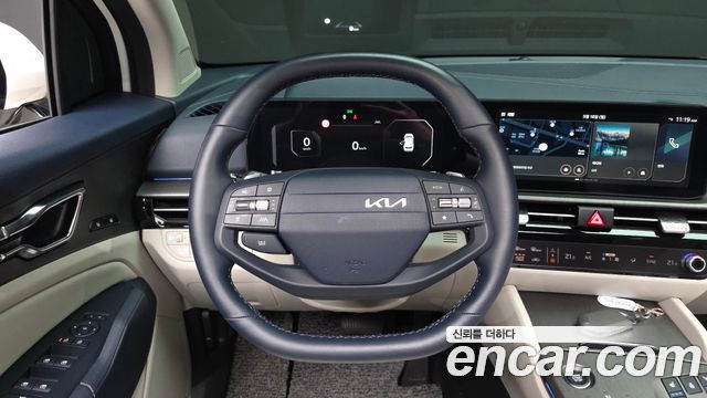 Kia Sportage (V) Gasoline 1.6 Turbo 2WD Signature 2025 — фото 13