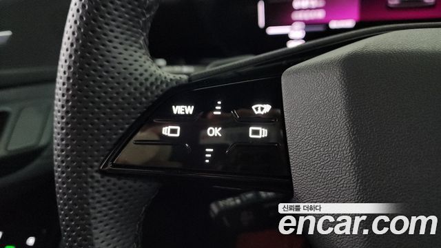 Audi SQ6 e-tron (GF) Quattro 2025 — фото 16